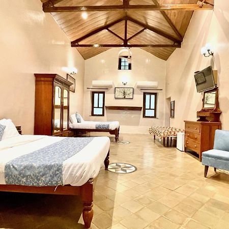 Hotel Mount View Heritage Панчгани Екстериор снимка