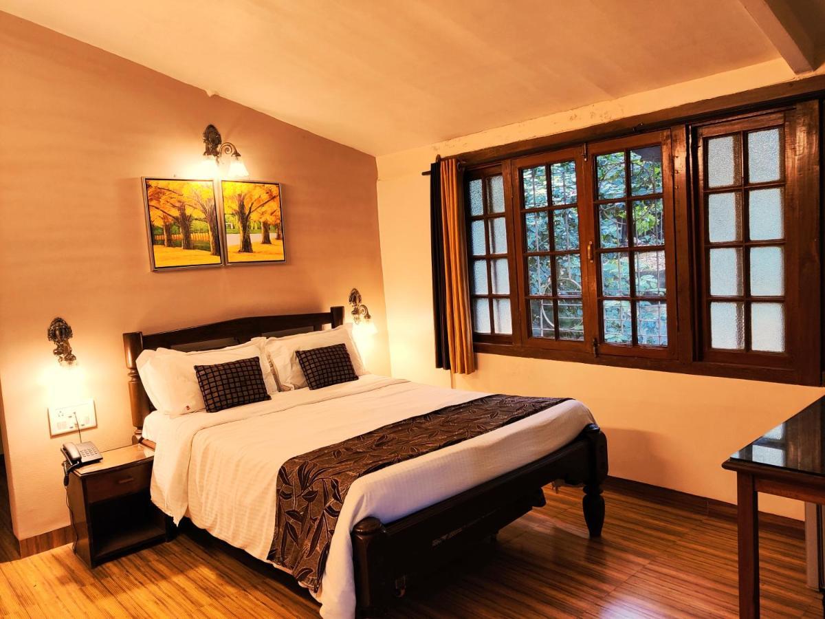 Hotel Mount View Heritage Панчгани Екстериор снимка
